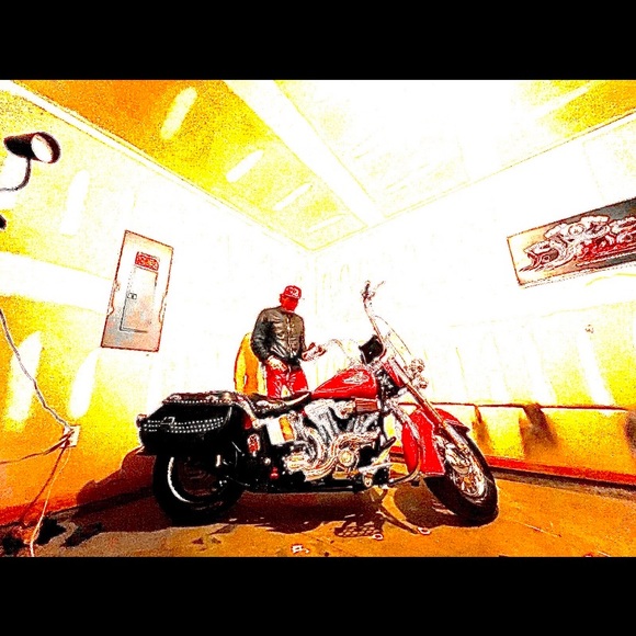 Meet your Posher, Clay - Picture 3 of 5